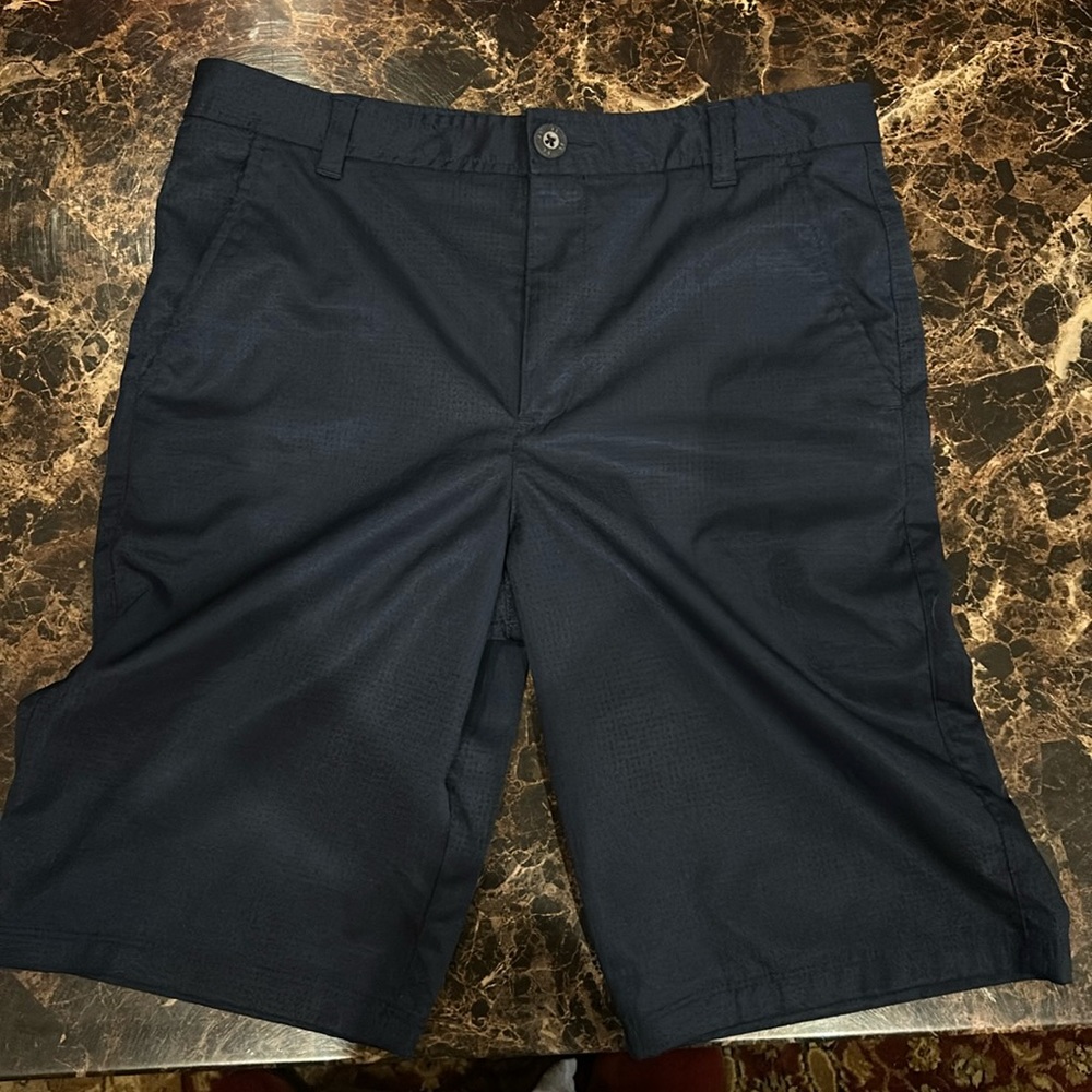 Under Armour shorts size 18